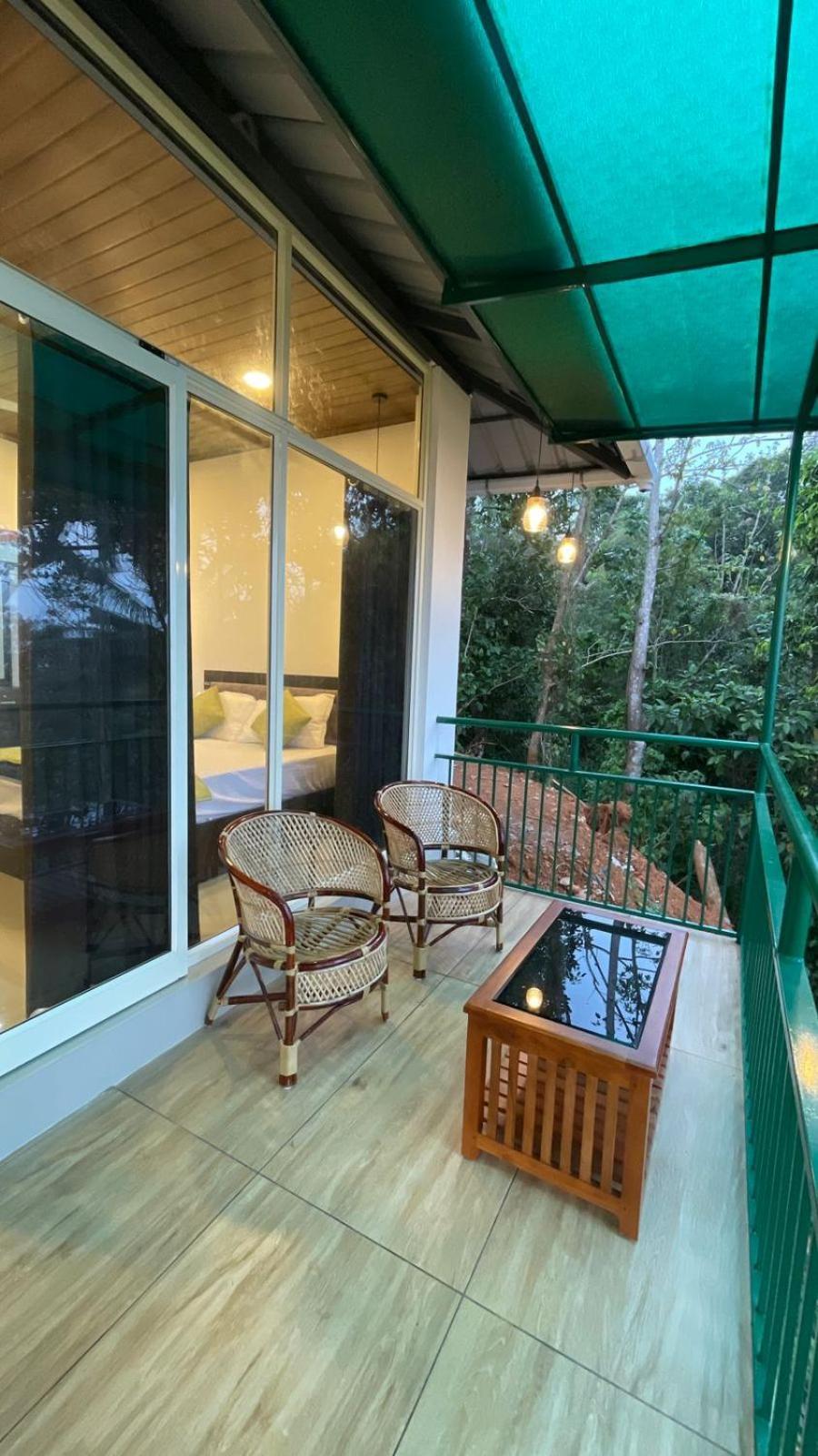 Idukki Dam View Resort ภายนอก รูปภาพ